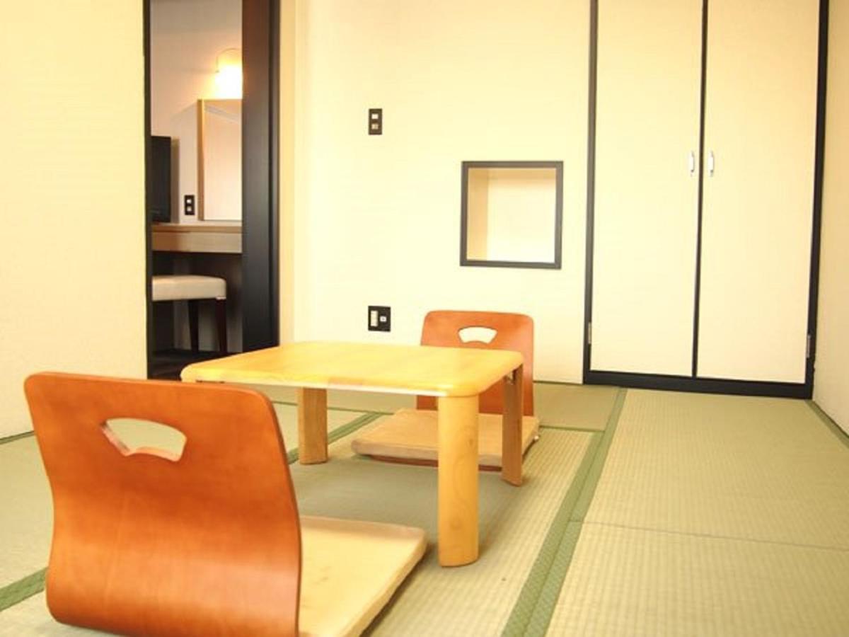 Hotel Livemax Osaka Namba מראה חיצוני תמונה