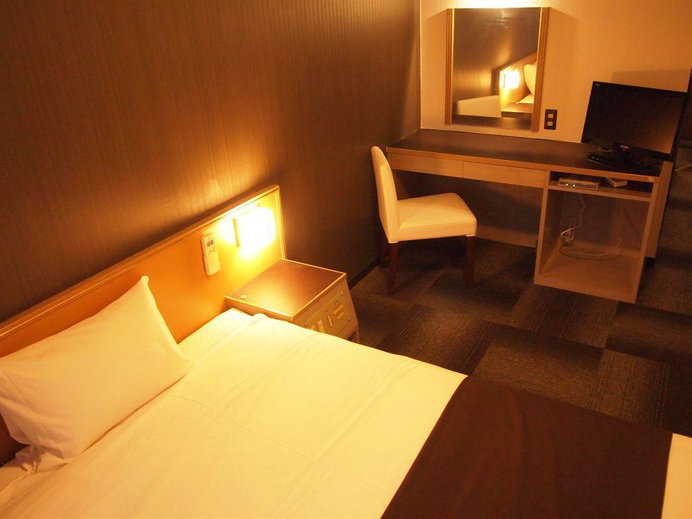 Hotel Livemax Osaka Namba מראה חיצוני תמונה